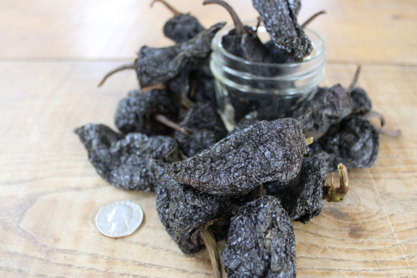 Dried ancho peppers - Image 2