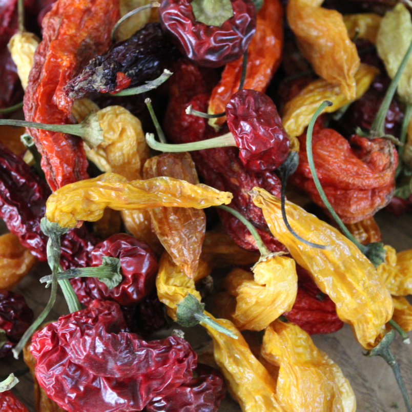Dried hot pepper mix