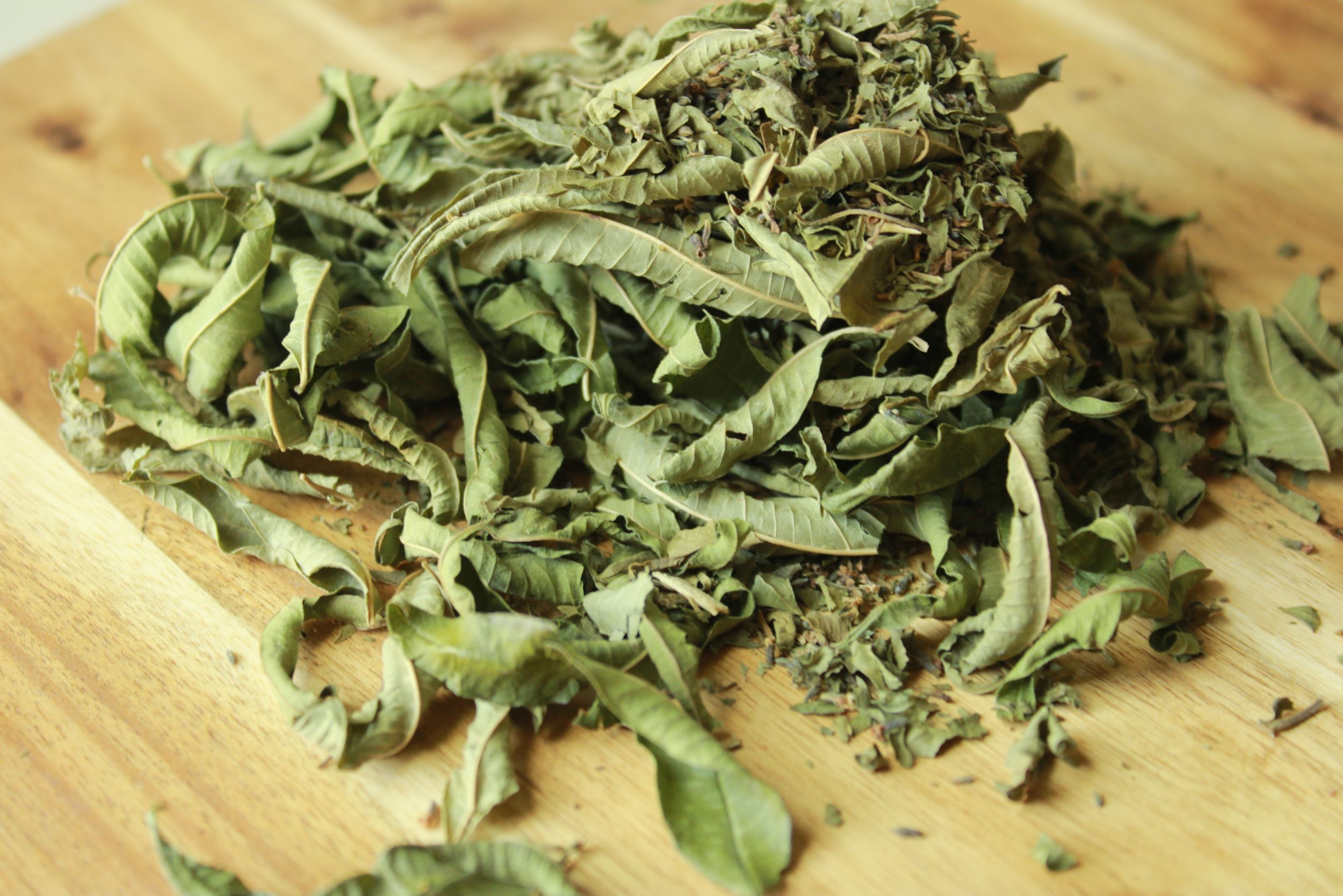 new verbe Dried lemon verbena
